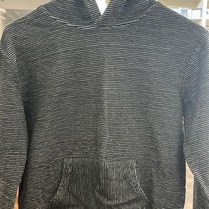 Light hooded sweatshirt